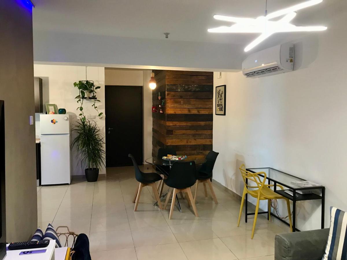 Fat Cow Apartment 101 Larnaca Exterior photo