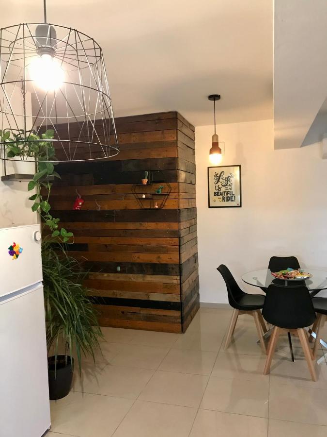 Fat Cow Apartment 101 Larnaca Exterior photo