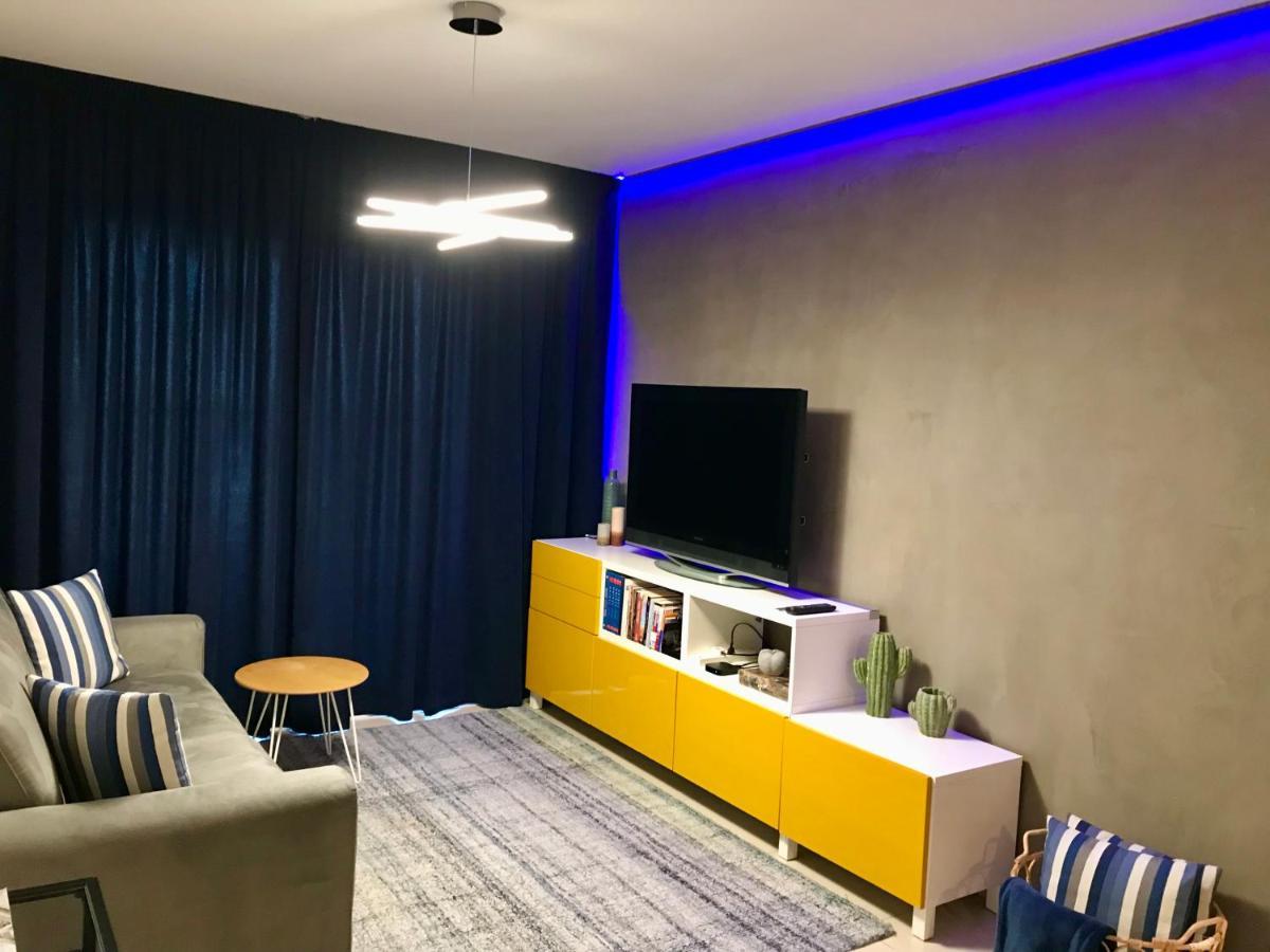 Fat Cow Apartment 101 Larnaca Exterior photo