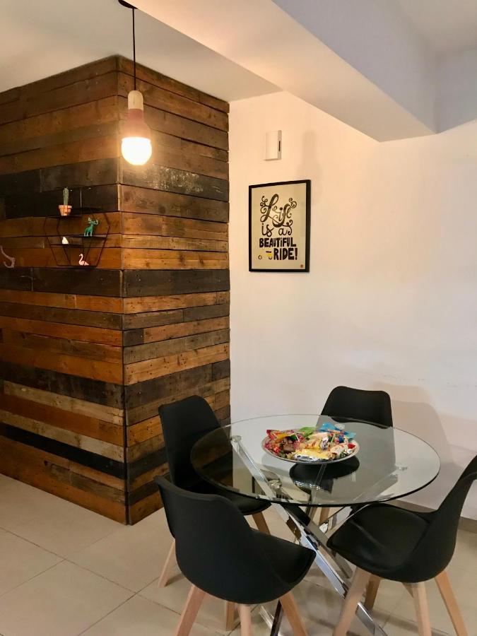 Fat Cow Apartment 101 Larnaca Exterior photo