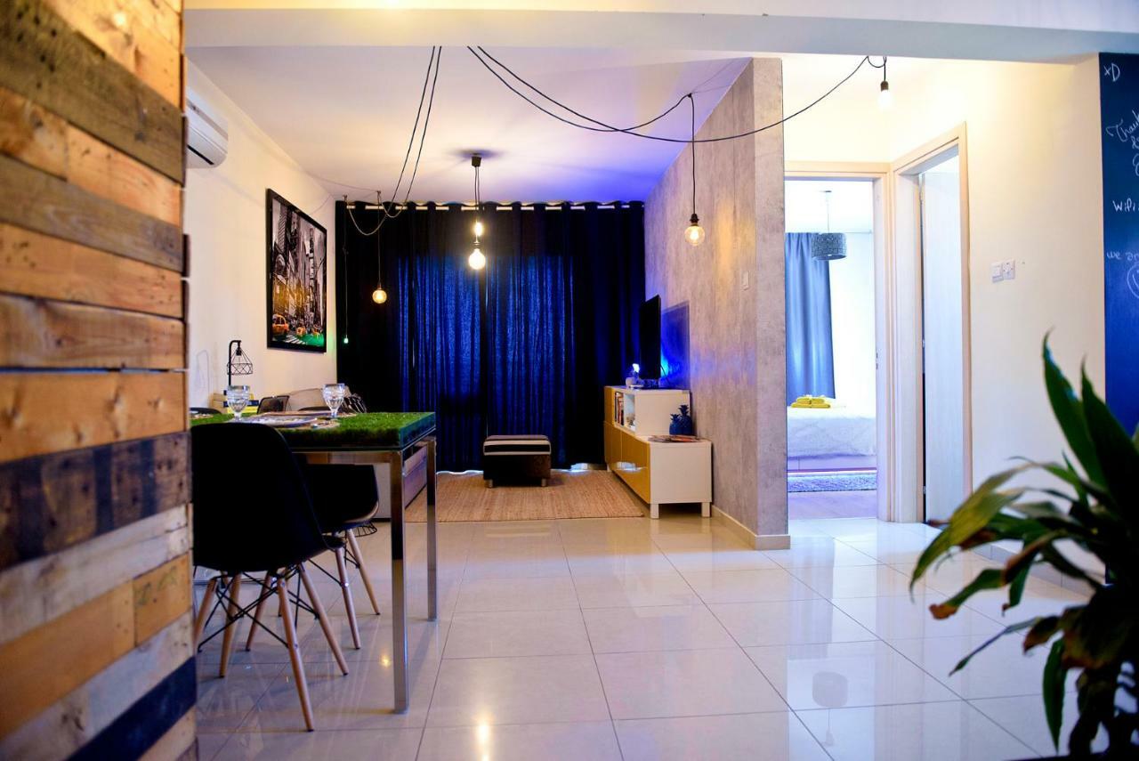 Fat Cow Apartment 101 Larnaca Exterior photo